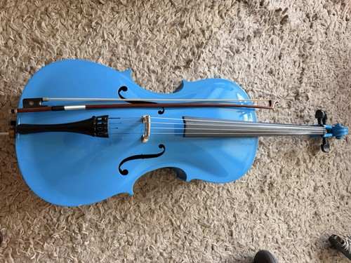 Cello blue with bow - 1/2,