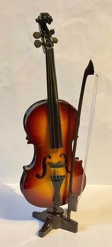 Beautifully made miniature - beautifully,